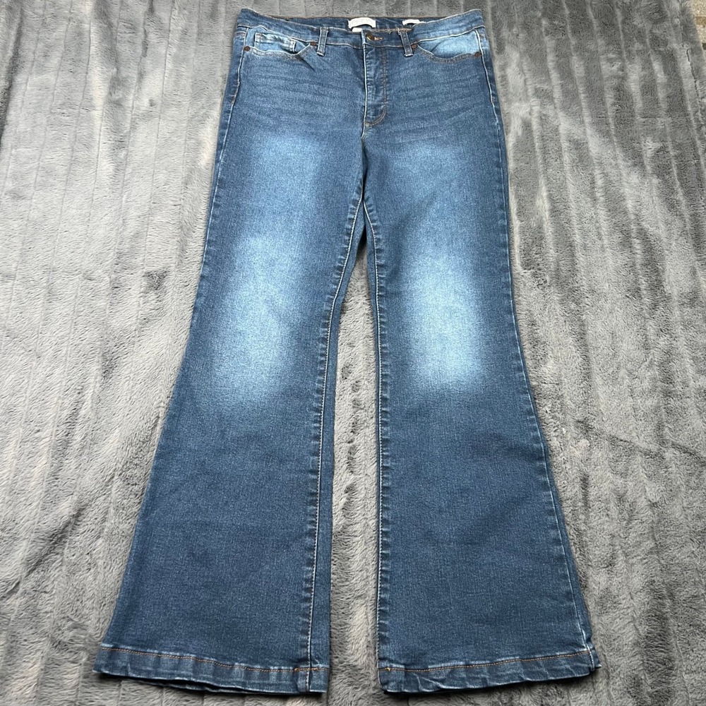 Sofia Jeans by Sofia Vergara Melisa Flare Medium Wash Denim Size 12 High Rise